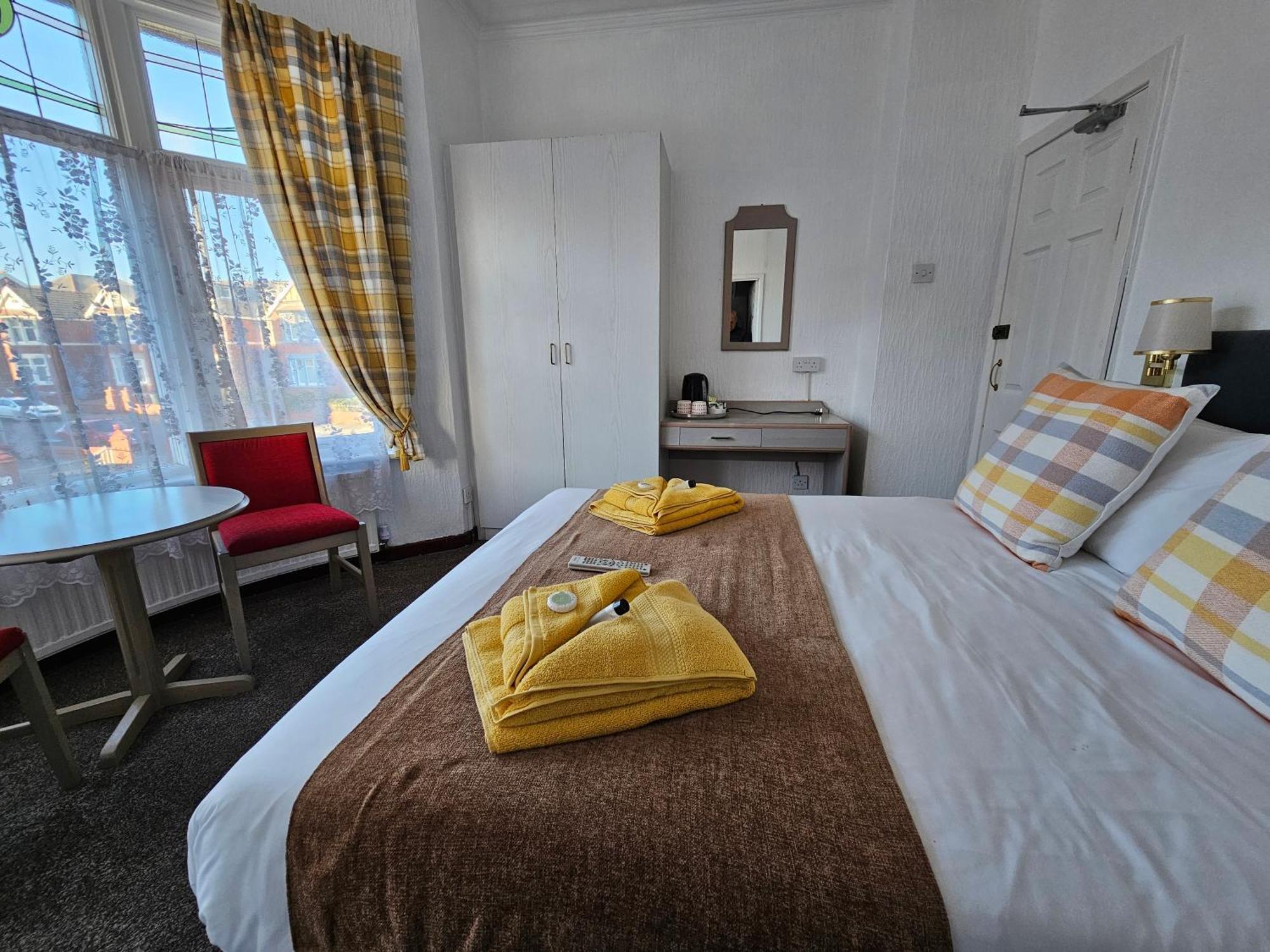 Collingwood Hotel Blackpool Buitenkant foto